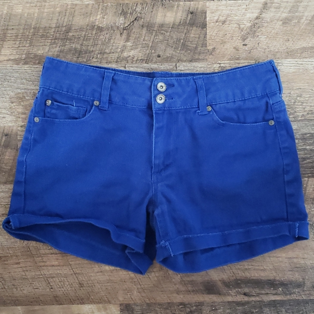 Blue shorts lovesick
